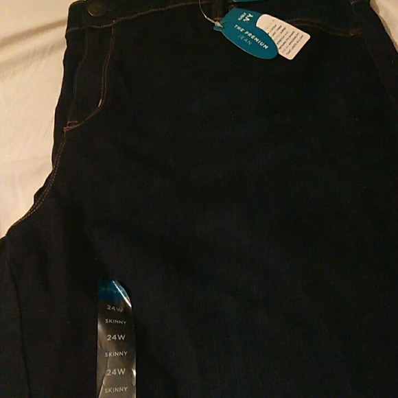 Never worn straight leg jeans made by Boutique. - Picture 2 of 3